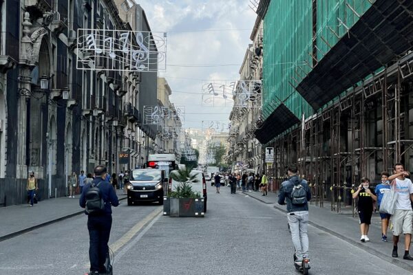 Via Etnea – Catania szíve és történelmi főutcája Via Etnea - Catania legszebb látnivalói