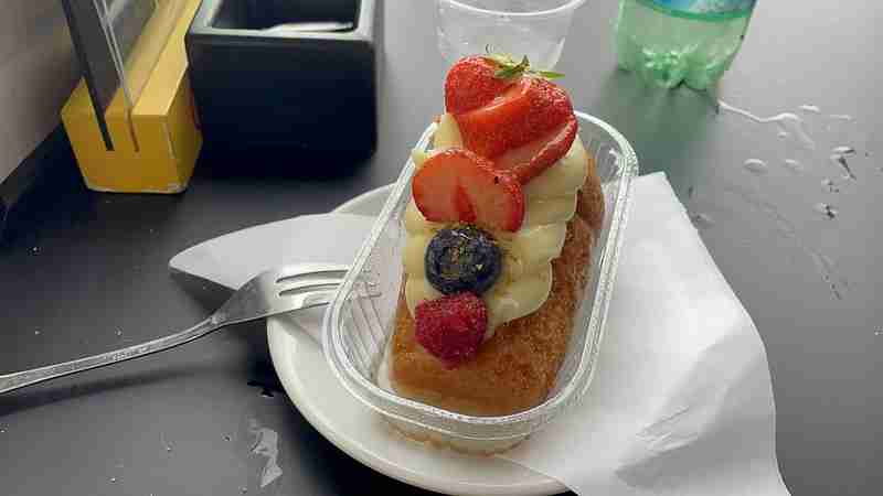 Babá al rum Cataniában.