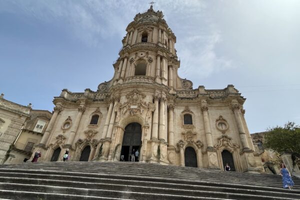 San Giorgio, Modica büszkesége San Giorgio, Modica